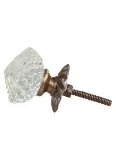 Knob in cut glass