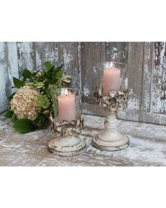 Candlestick w. flower decor