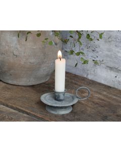 Chamberstick on foot for short dinner candle