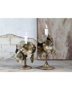 Candlestick w. flowers