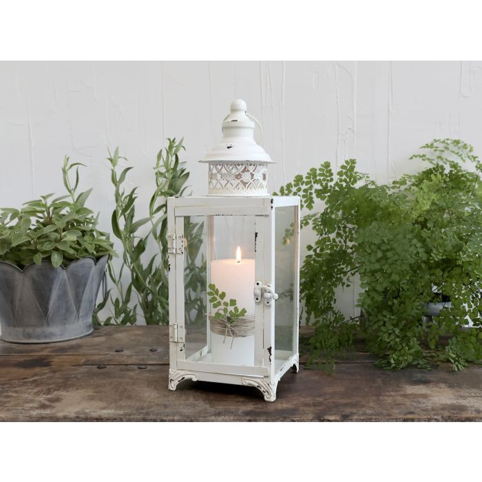 Lantern w. decor