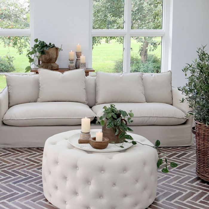 Malo Sofa in linen w. 5 pillows