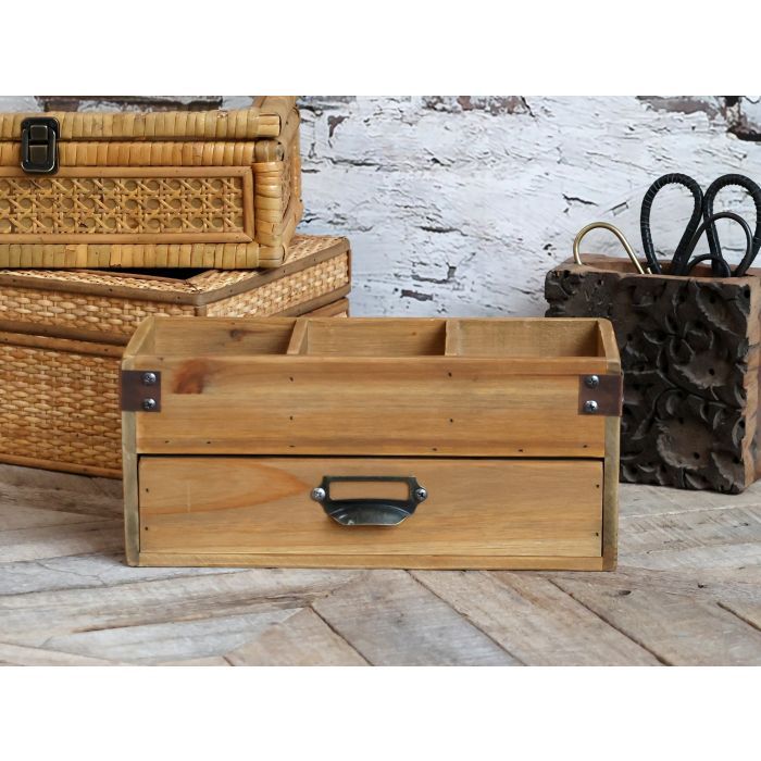 Box w. 3 compartments & 1 drawer