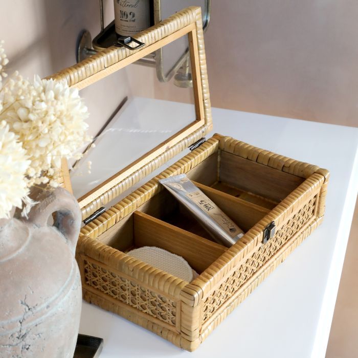 Box in French wicker w. 3 compartments