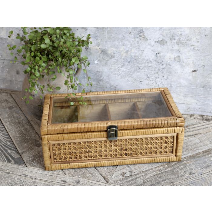 Box in French wicker w. 4 compartments
