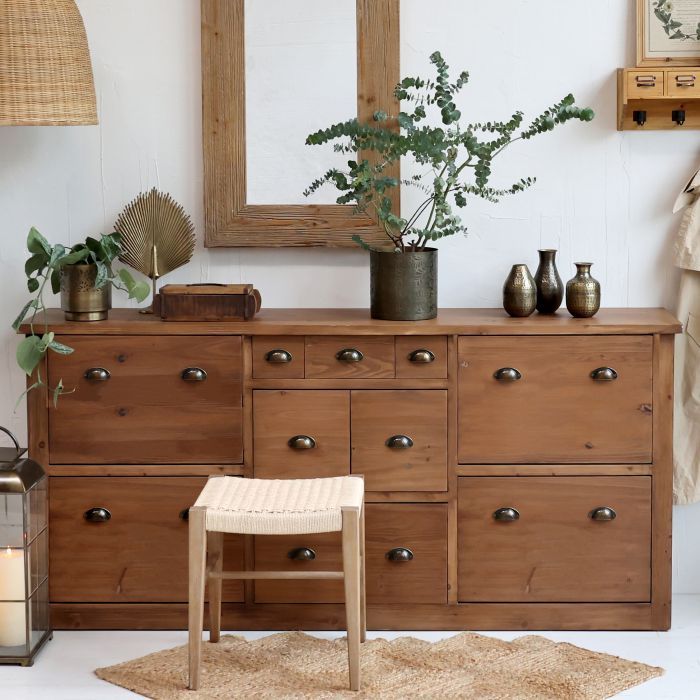 Shoe Cabinet w. drawers