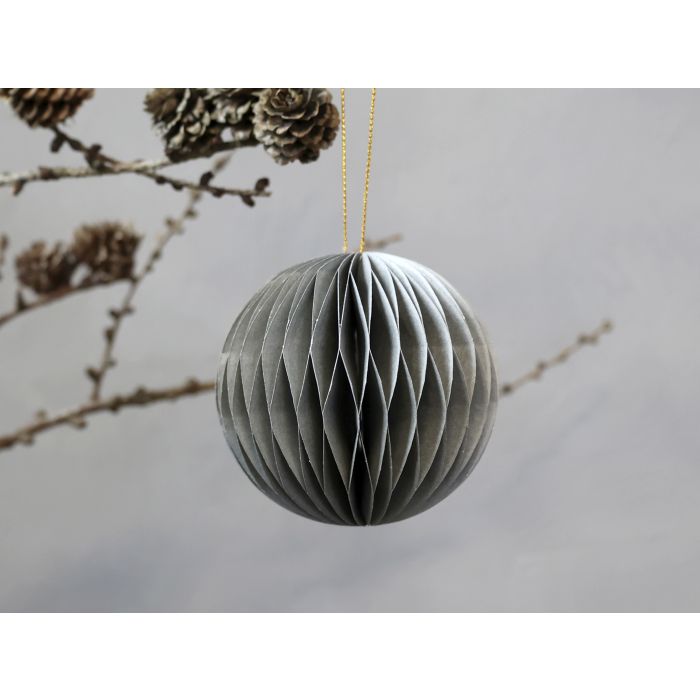 Christmas Bauble in paper