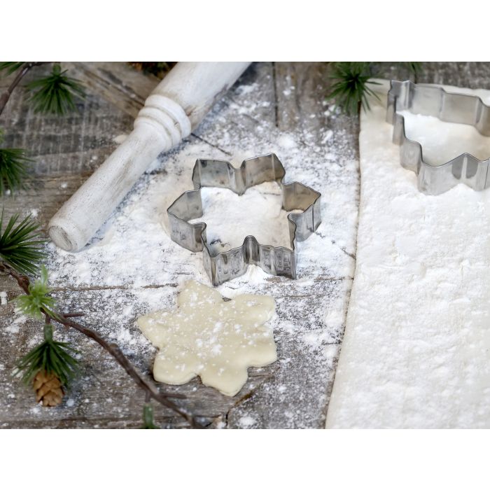 Cookie Cutter ice crystal