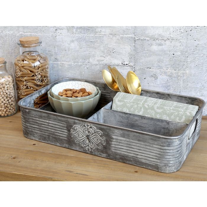 Tray w. 4 compartments