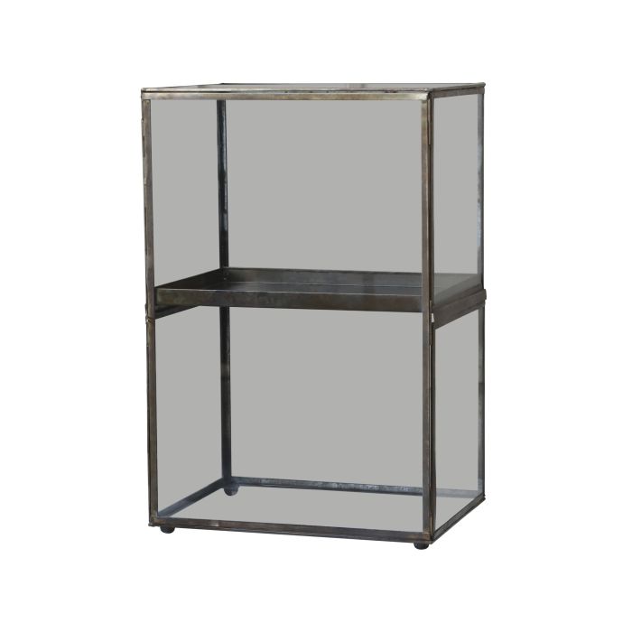 Display in glass w. removable tray